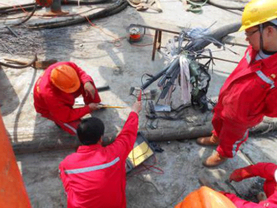 海底電纜（lǎn）是如何鋪設的