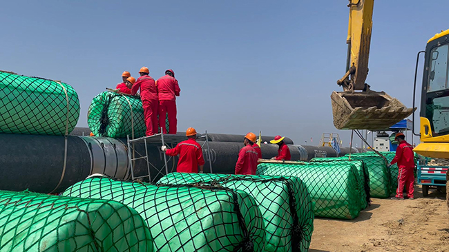 青島膠州灣海底管道浮拖安裝工程順利完（wán）工