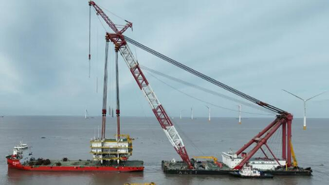 國信大豐海上風電項目升壓站（zhàn）吊裝任務圓滿完成