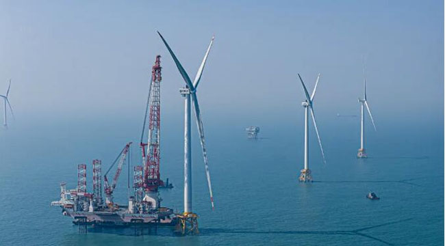 全球首（shǒu）台20兆瓦海上風電機組（zǔ）完成吊裝