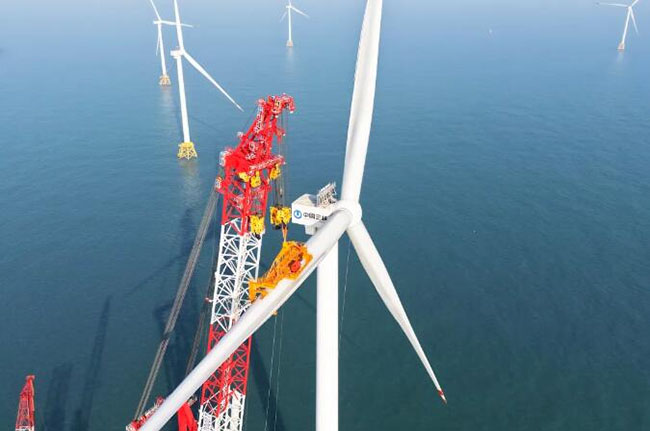 全球首台20兆瓦海上風（fēng）電機組完（wán）成吊裝