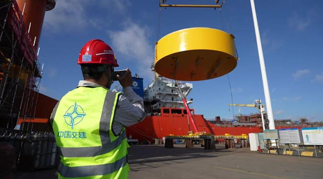 全球首個！“海（hǎi）風直聯”海底數據中心在滬正式（shì）啟用