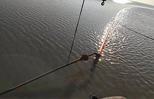 我司首次定向鑽穿（chuān）越二界溝航道—月東海纜更換維修（xiū）項目順利完工