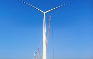 中船科技首台H260-12.6MW海上（shàng）機組完成吊裝（zhuāng）
