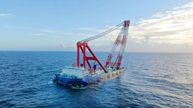 中交三航投建！5000噸海上風電船試航成功