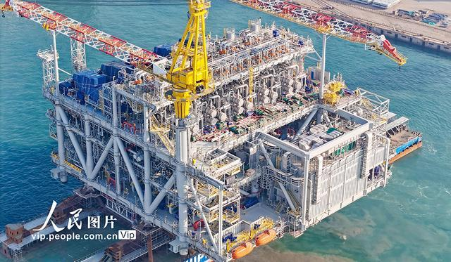 2萬噸！青島造（zào）馬讚油氣田項目關（guān）鍵模塊起運