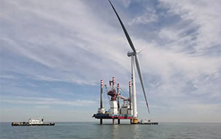 全國首個（gè）海上風電與海洋牧場融合發（fā）展研（yán）究試驗項目首批機組並網發電