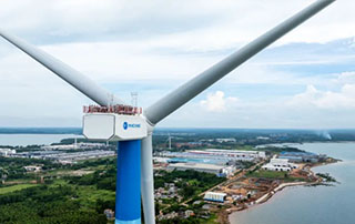 最大功率達（dá）20MW！全球最大海上風機成功吊（diào）裝