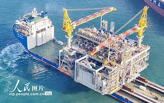 2萬噸！青島造馬讚油（yóu）氣田項目關鍵模塊（kuài）起運